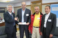 Signature de contrat de don APL - 6 décembre 2010
