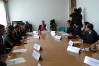 Signature des contrats de dons du gouvernement du Japon aux micro-projets locaux - 29/02/2012