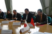 Signature des contrats de dons du gouvernement du Japon aux micro-projets locaux - 29/02/2012