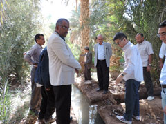 Visite de l’Ambassadeur KUROKAWA au Site du Projet « Projet de Réhabilitation de Khattara Lambarkia Fougania » réalisé par un APL du Japon - 2015/10/31