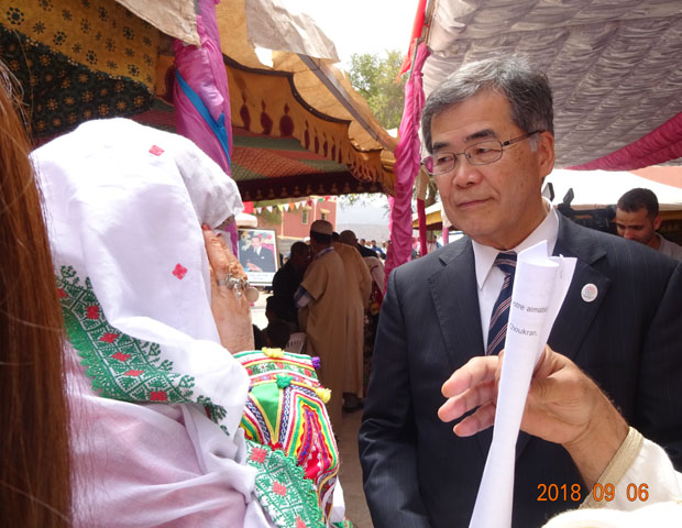 「シディ・アブデラ・エル・ブシュアリ村アフド集落道路整備計画」山道の引渡式(平成30年9月5日)