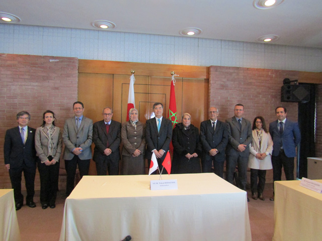 Cérémonie de signature des contrats de dons pour les projets de l'Aide non-remboursable aux projets locaux contribuant à la sécurité humaine - 19/03/2018