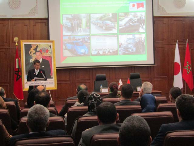 Signature de l’Échange de Notes entre le Maroc et le Japon pour l’exécution du « Programme de Développement économique et social » à travers les voitures de la nouvelle génération fabriquées au Japon -17/02/2017