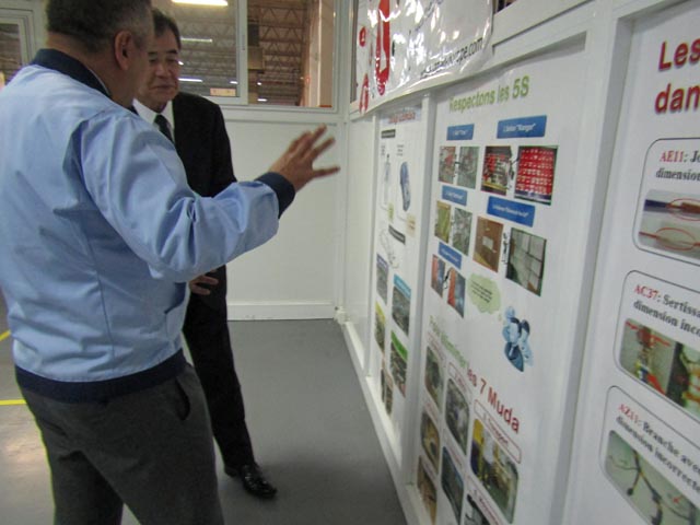 Visite à YAZAKI Tanger par l’Ambassadeur HANATANI - 14/11/2017