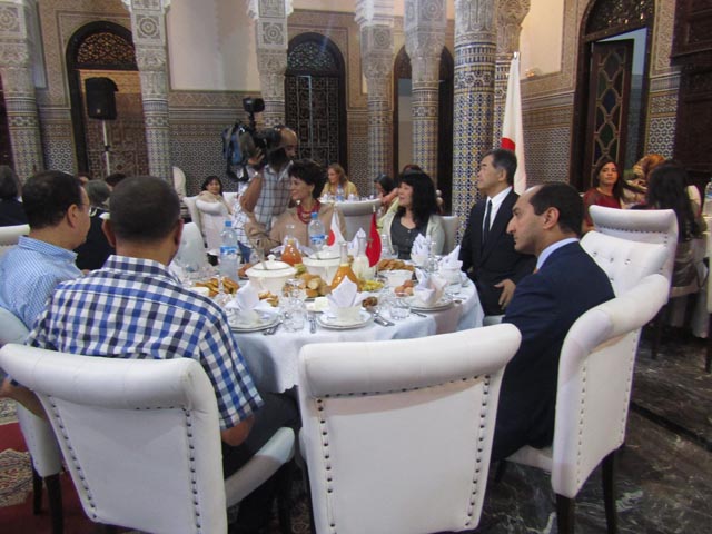 Participation de l’Ambassadeur Hanatani à l’Iftar (ftour) organisé par l'Association des Participants Marocains aux Programmes (APMP) de la JICA - 17/06/2017