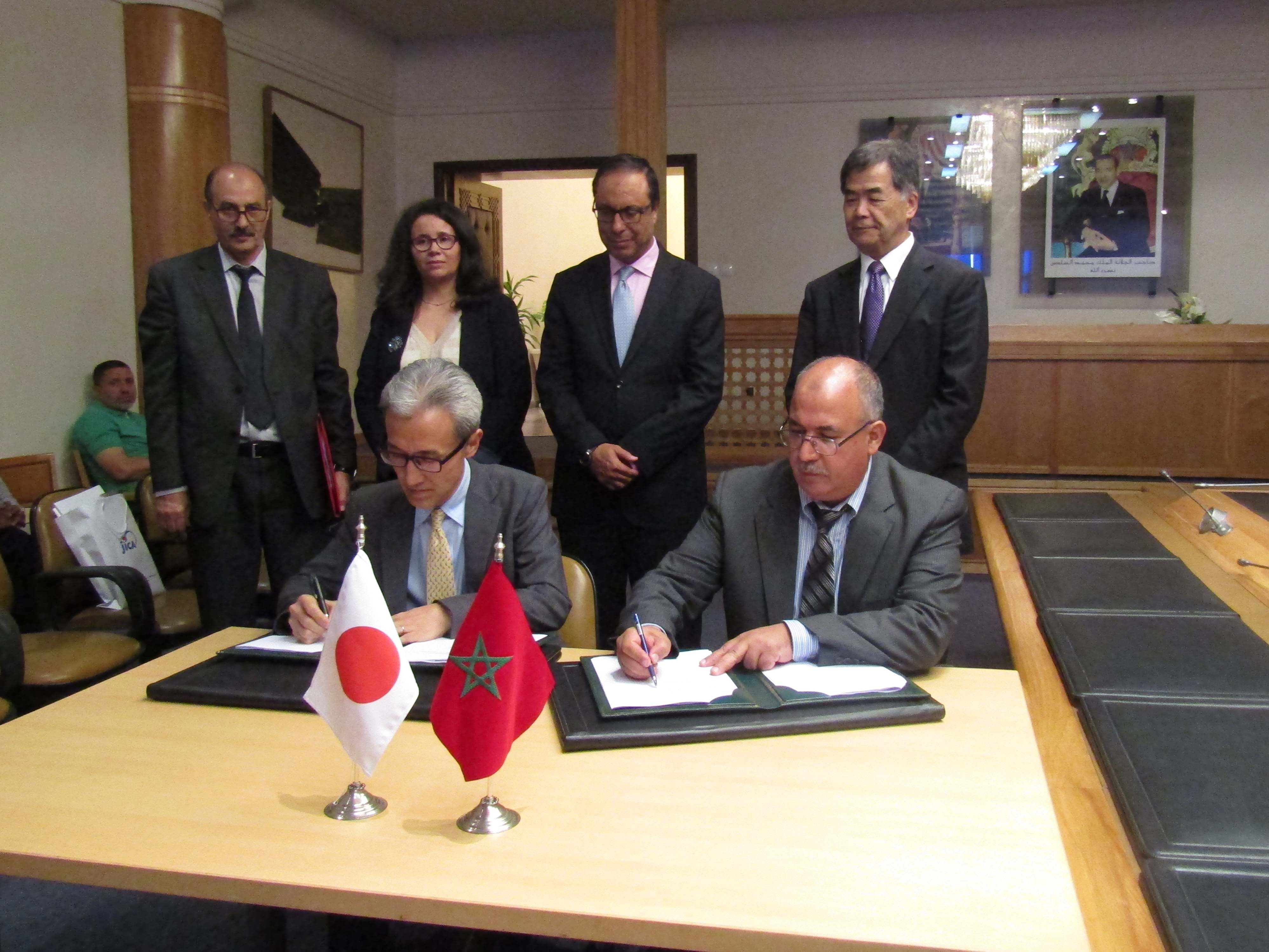 Cérémonie de signature relative au « Projet du développement des capacités des ressources humaines dans le secteur du transport en faveur des pays africains » - 11/10/2017