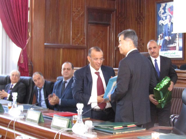Entretien avec Monsieur Ismaïl ABOU EL HOUKOUK, Gouverneur de la province de Chefchaouen, à l’occasion de la visite de Chefchaouen de l’Ambassadeur HANATANI -15/11/2017