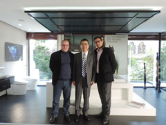Visite de l’Ambassadeur KUROKAWA à la salle d’exposition de TOTO, Mizu Maroc - 2016/02/01