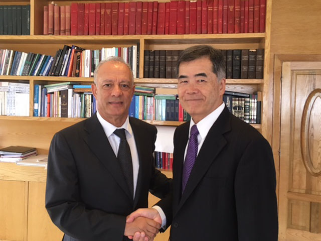 L’Ambassadeur Hanatani a rendu une visite de courtoisie auprès du M. Mohamed Mhidia, Wali de la Région de Rabat-Salé-Kenitra- 21/07/2017